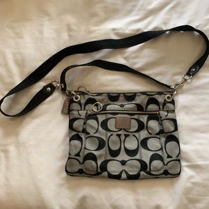 Coach Poppy Crossbody